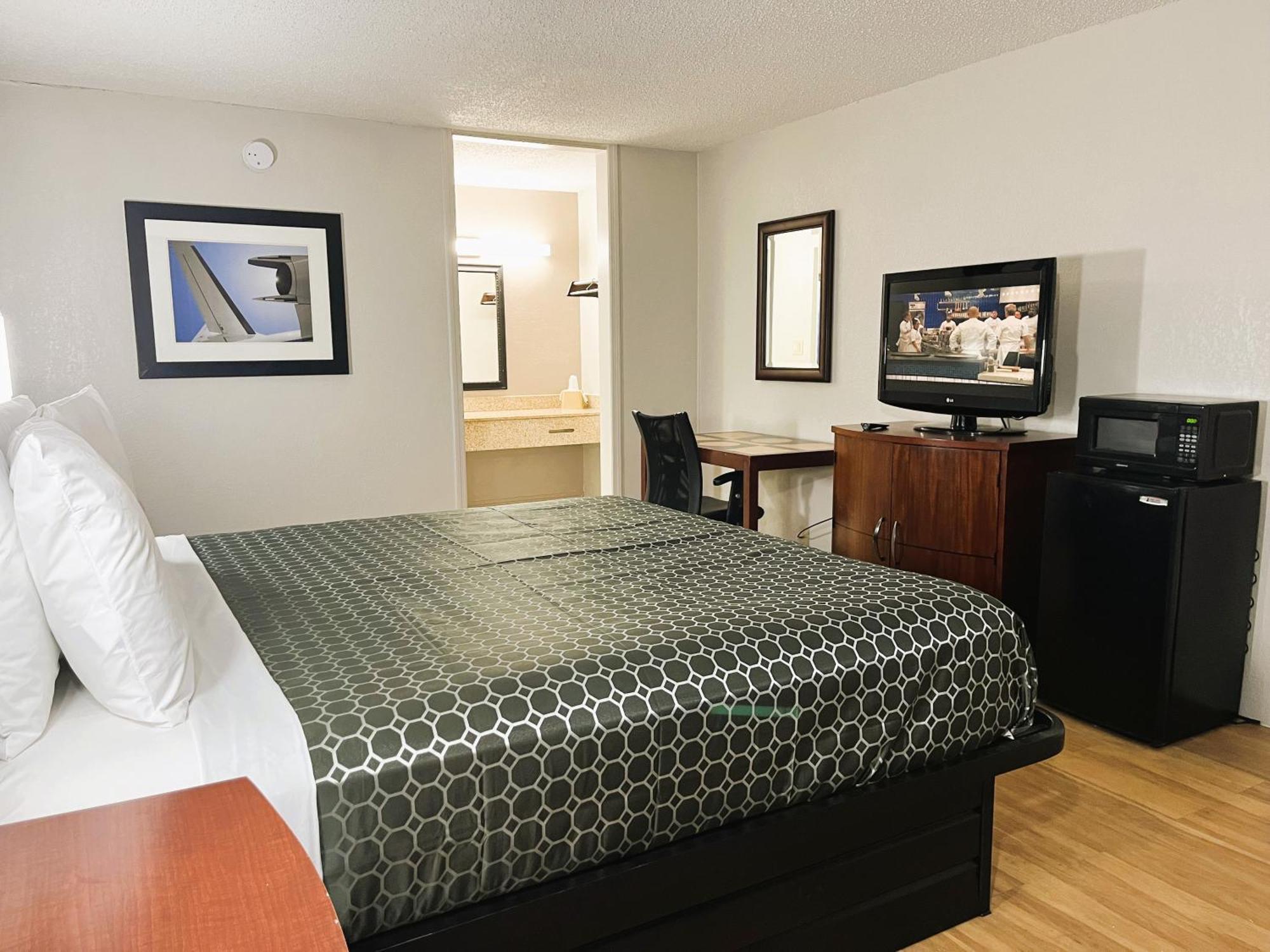 Budgetel Inn Phenix City Exteriör bild