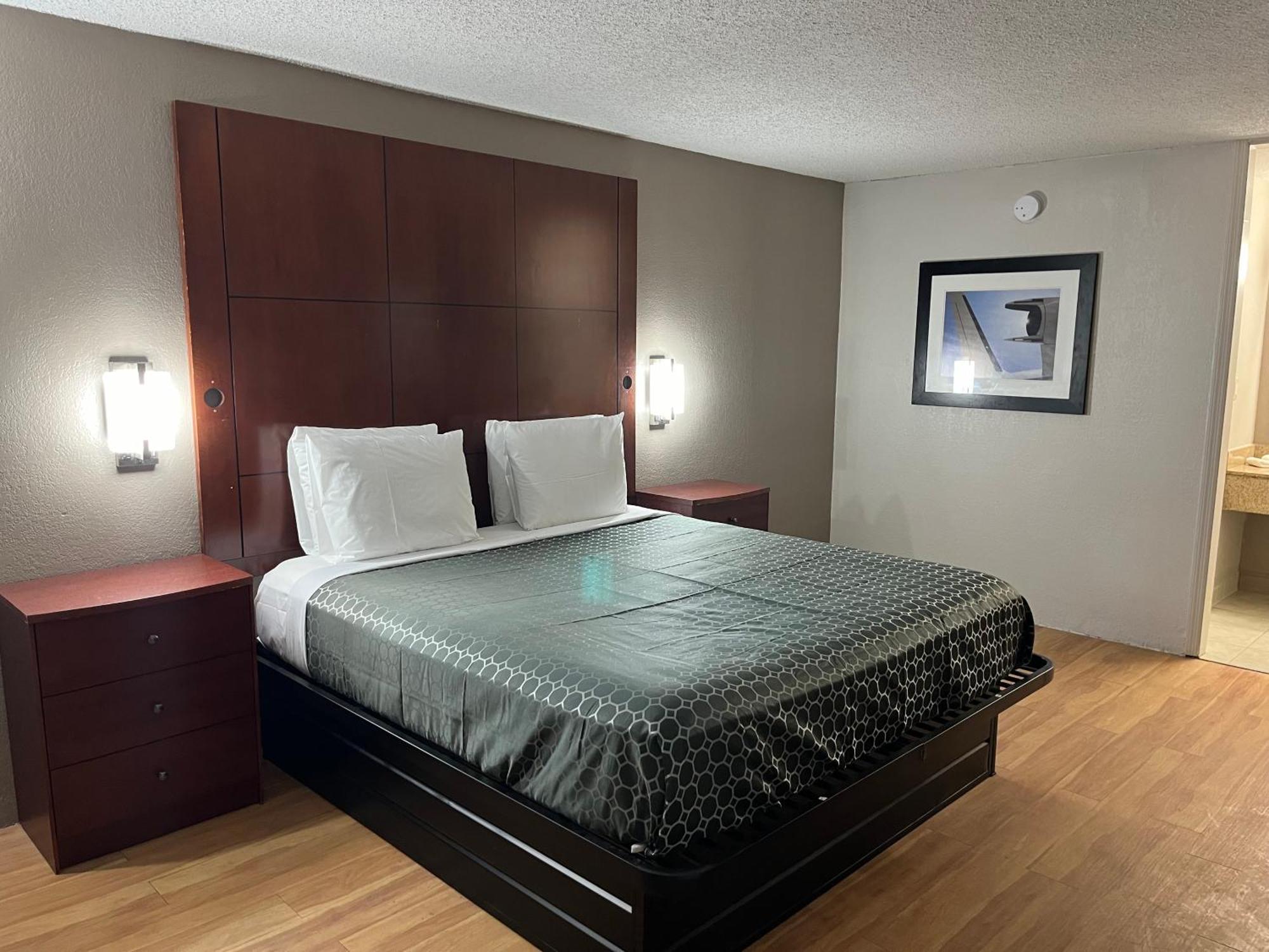 Budgetel Inn Phenix City Exteriör bild
