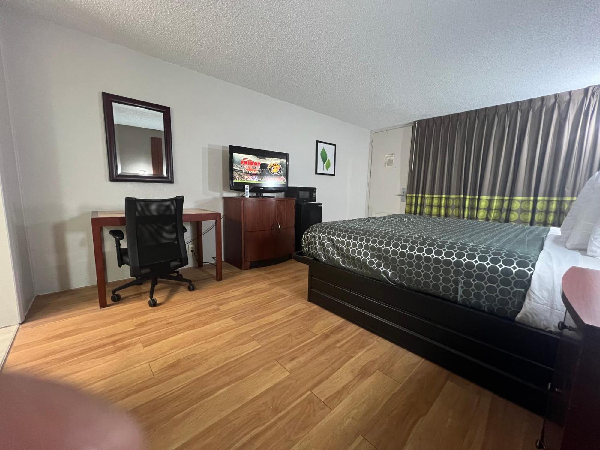 Budgetel Inn Phenix City Exteriör bild